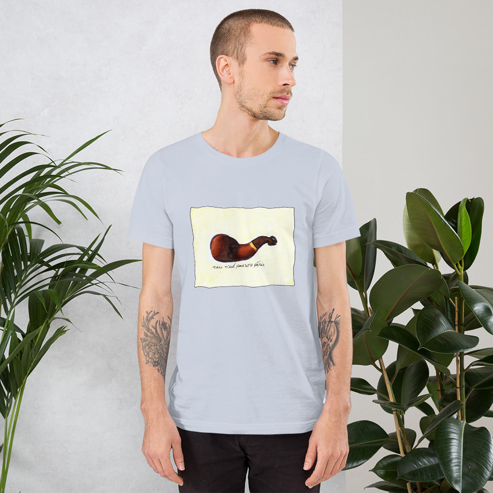 "Ceci n'est pas une pénis" Unisex t-shirt